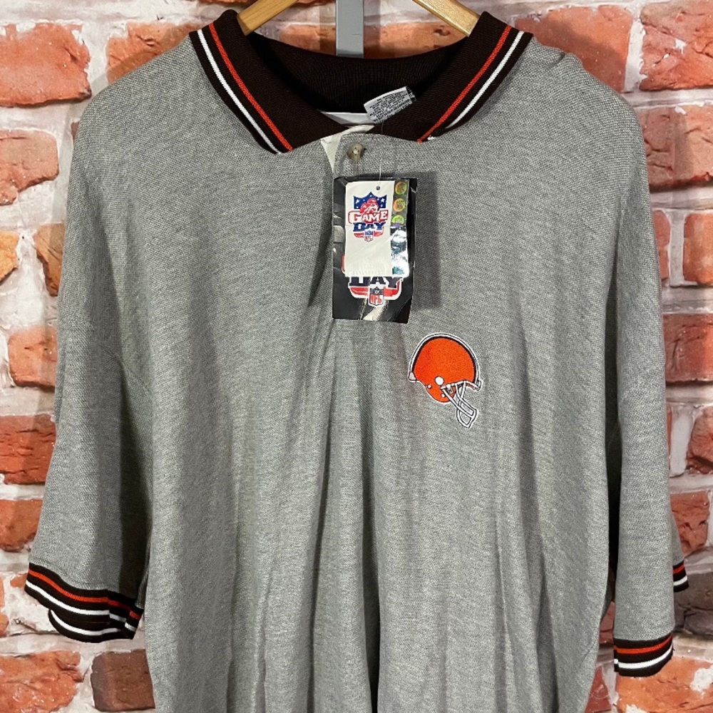 vintage deadstock Cleveland Browns polo shirt - fits XXL NWT
